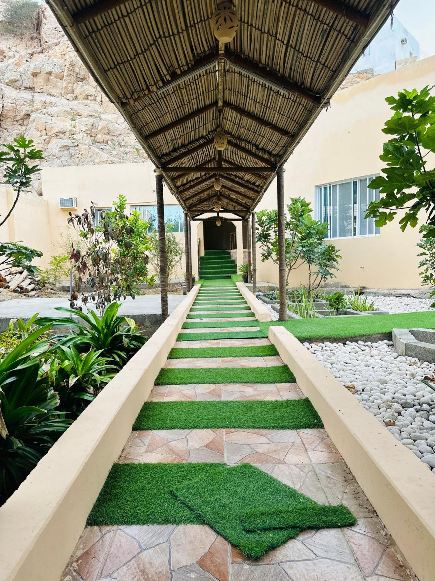 Fig Shades مزرعة ظلال التين Hotel Tiwi Exterior photo